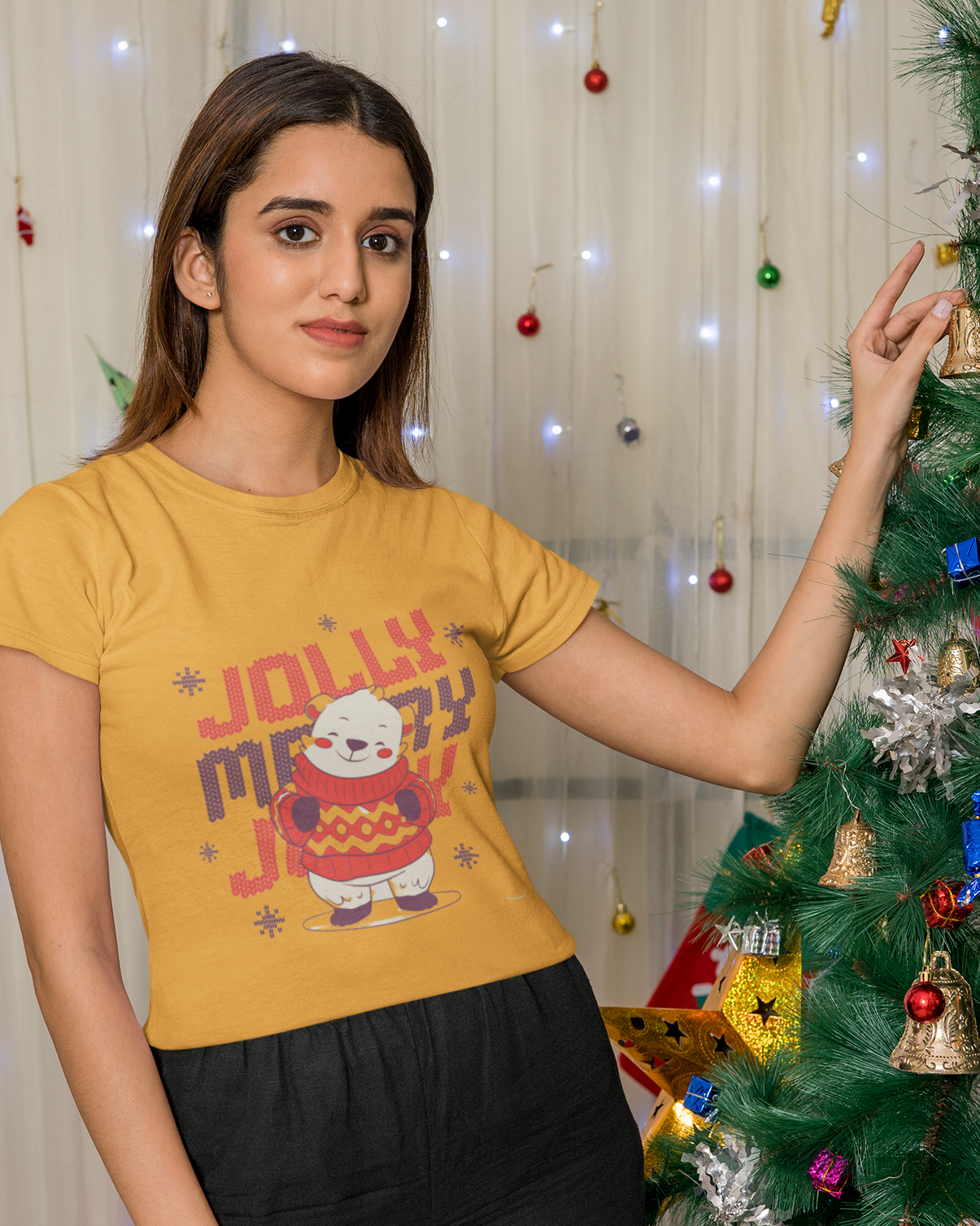 trendy Cute Bear Christmas Graphic T-Shirt for women - Forever TrendIn